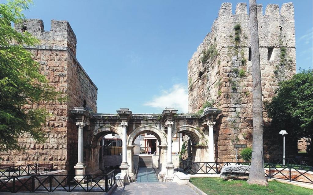 Hadrian Gate Hotel Antália Exterior foto